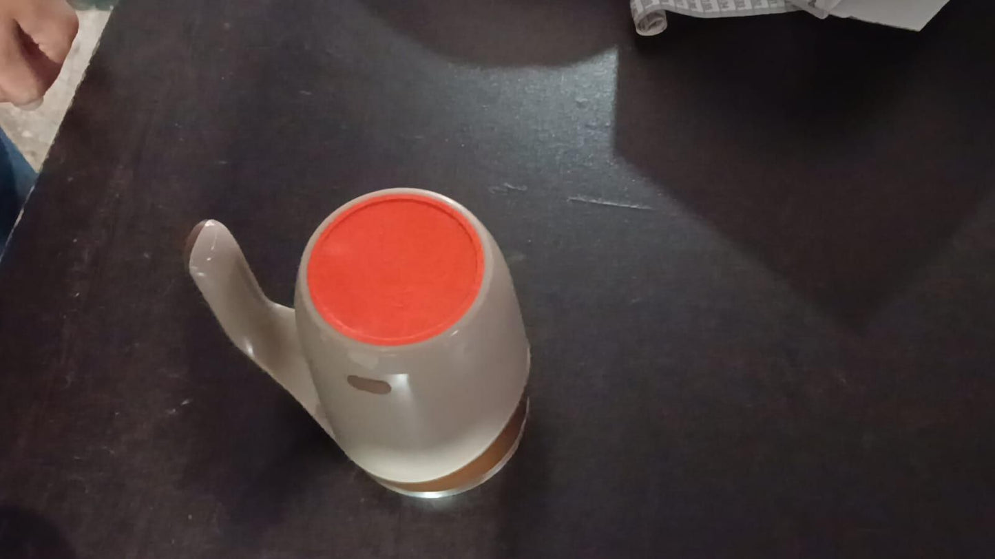 Self Stirring Magnetic Mug